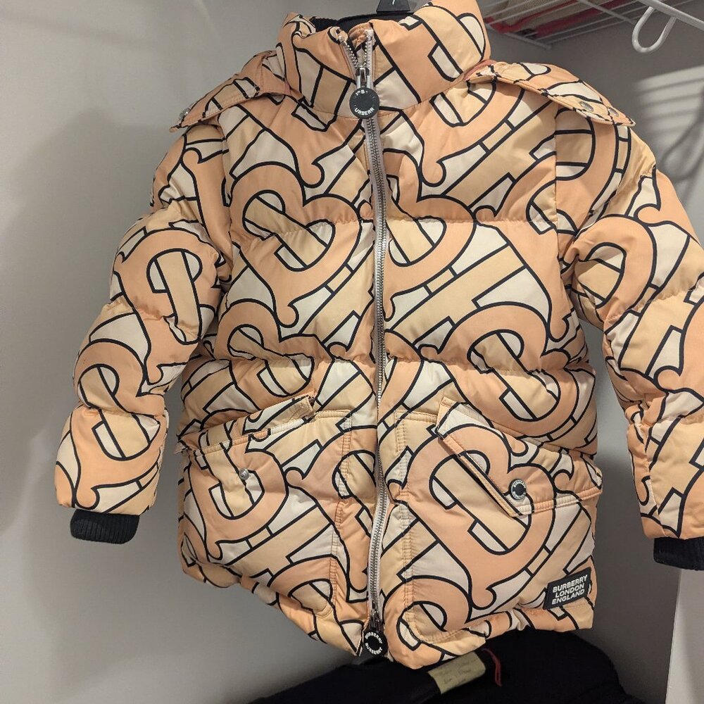 Burberry kids puffer jacket- Size 4